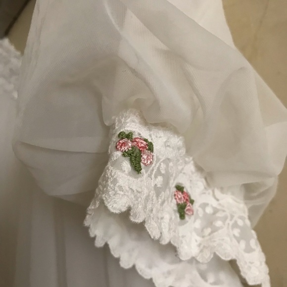 Vintage 1950s White Peignoir Set - Picture 11 of 14